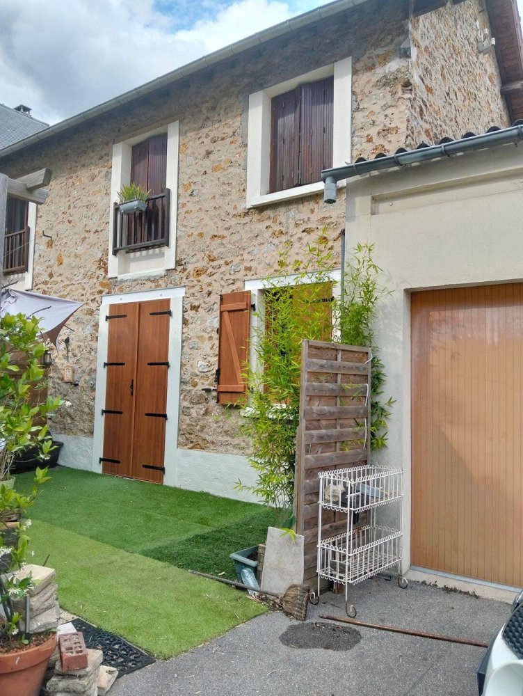 Casa de 2 dormitorios en Epinay-sur-Orge, France No. 328452