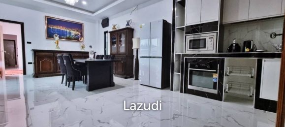 3 Schlafzimmer Cafe / Restaurant in Sattahip, Thailand, Nr. 15327 10