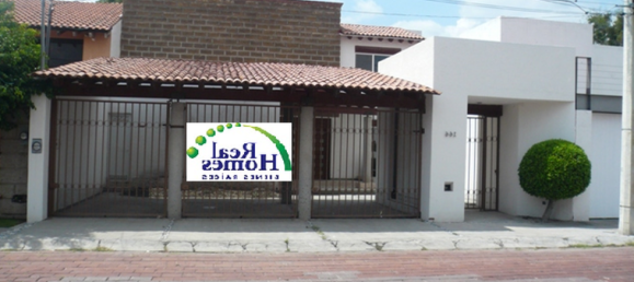 Casa de 3 dormitorios en Querétaro, Mexico No. 165290 2
