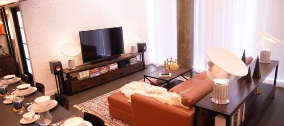 6 bedrooms Condo in Bangkok, Thailand No. 6681 9