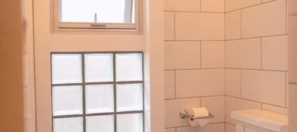 6 bedrooms Condo in Bangkok, Thailand No. 6681 11