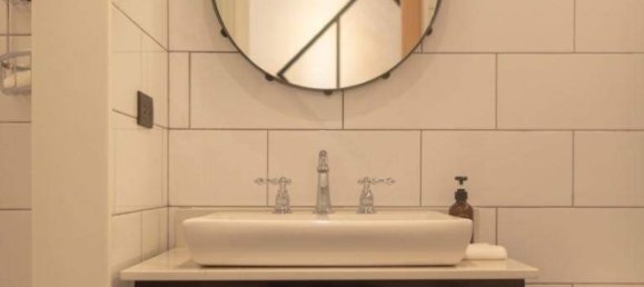 6 bedrooms Condo in Bangkok, Thailand No. 6681 13