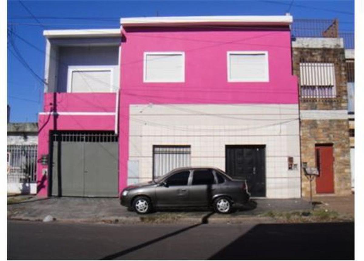 8 bedrooms Apartment in Bermudez, Argentina No. 9500