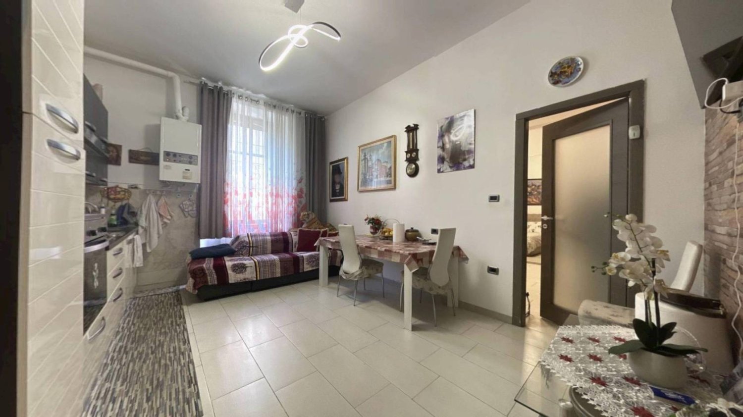 1 غرف نوم شقة في Rho, Italy رقم 390185