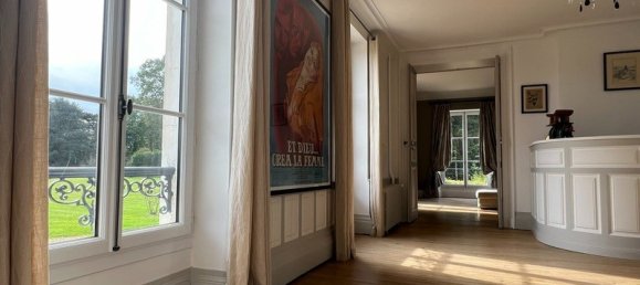 5 bedrooms Castles in Orleans, France No. 346277 12