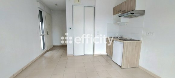 1 bedroom Apartment in Bordeaux, France No. 283904 3