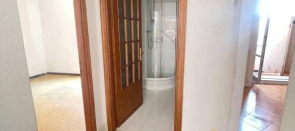 3-Zimmer Wohnung in Genoa, Italy, Nr. 36810 13