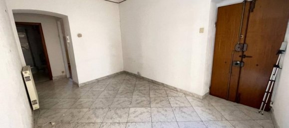 3-Zimmer Wohnung in Genoa, Italy, Nr. 36810 9