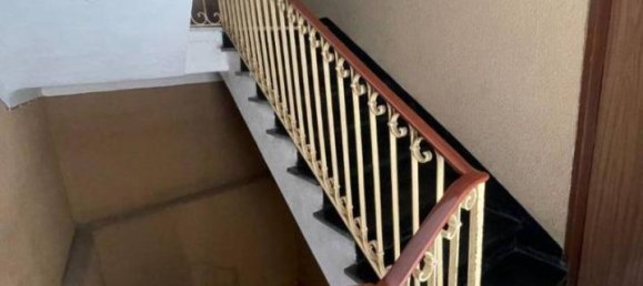 3-Zimmer Wohnung in Genoa, Italy, Nr. 36810 2