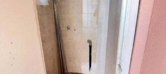 3-Zimmer Wohnung in Genoa, Italy, Nr. 36810 10