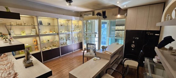 Gewerbliche Immobilie in Catania, Italy 21m², Nr. 160060 4