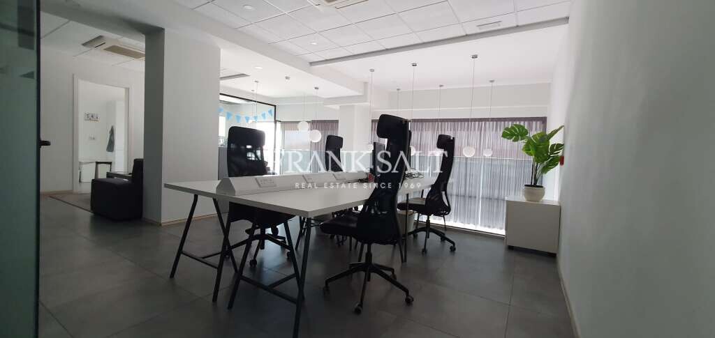  مكتب في Sliema, Malta 150متر مربع رقم 12765