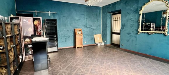 3 rooms Office in Verona, Italy No. 371030 2