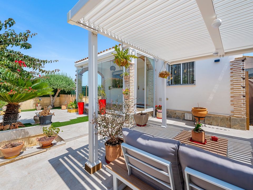 3 bedrooms Villa in Polop, Spain No. 178220