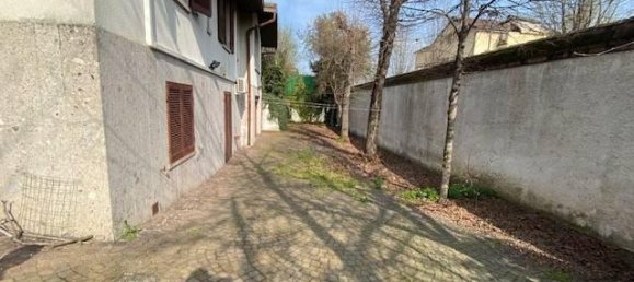 6 rooms Villa in Settimo Milanese, Italy No. 25579 23
