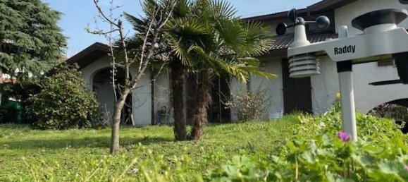 6 rooms Villa in Settimo Milanese, Italy No. 25579 12