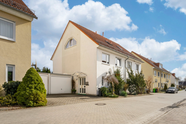 4 rooms Townhouse in Brandenburg, Germany No. 66329