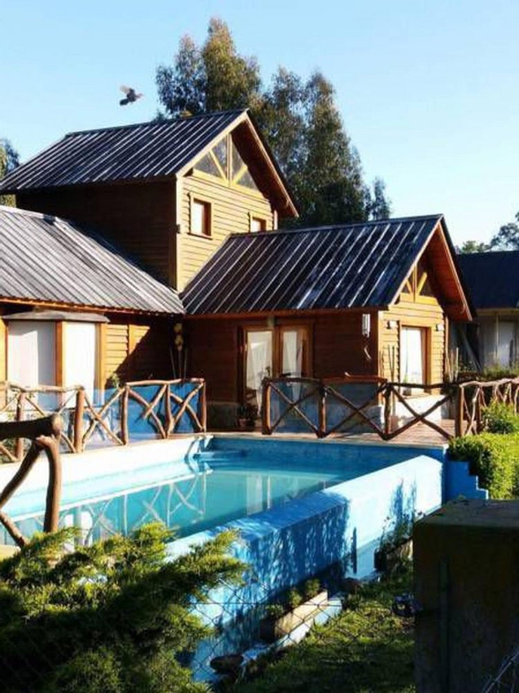 2 bedrooms House in General Pueyrredon, Argentina No. 55746