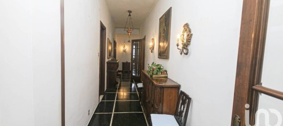 4 bedrooms Apartment in Genoa, Italy No. 27908 40