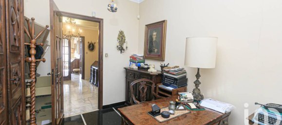 4 bedrooms Apartment in Genoa, Italy No. 27908 26