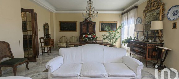 4 bedrooms Apartment in Genoa, Italy No. 27908 30