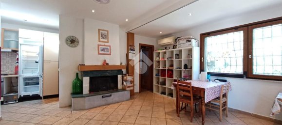 2-salle Maison à Nepi, Italy No. 110378 13