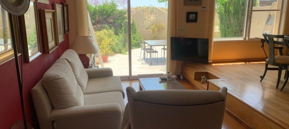 4 bedrooms Duplex in Mutxamel, Spain No. 235873 3