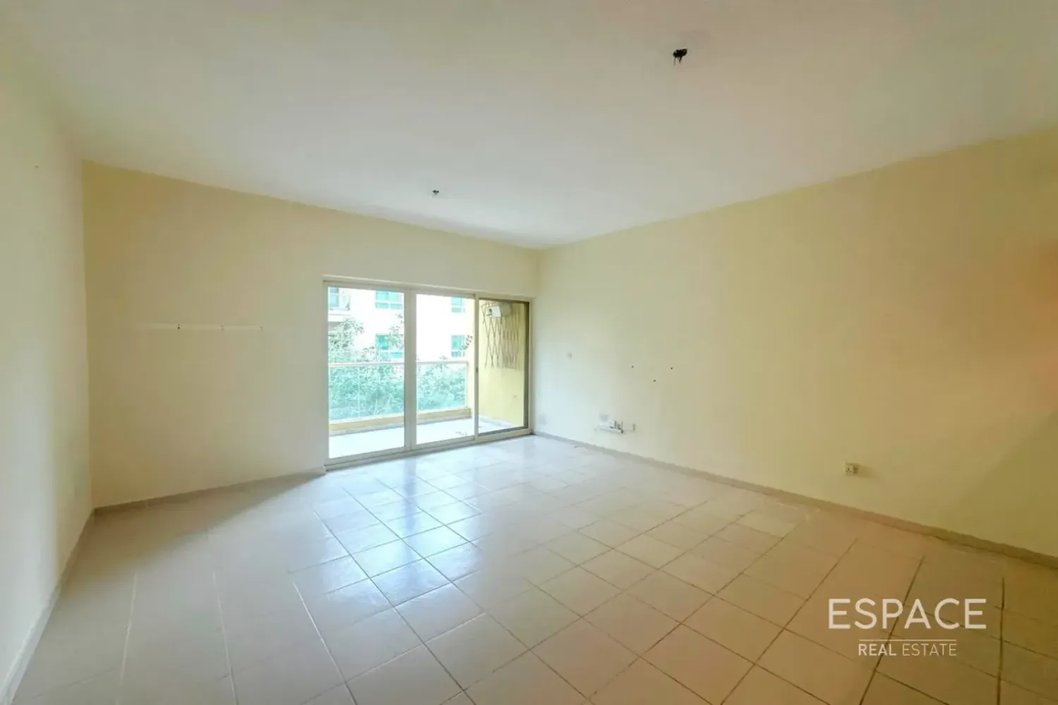 1 chambre appartement à vendre à Greens, Dubai, UAE № 209230