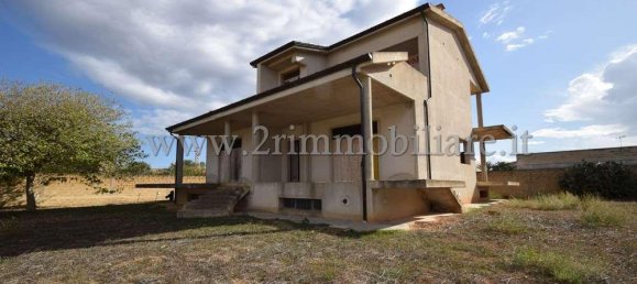 10 rooms Villa in Mazara del Vallo, Italy No. 20908 2