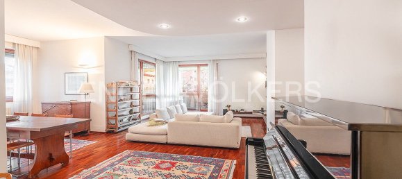 Apartamento de 3 dormitorios en Monza, Italy No. 79737 6