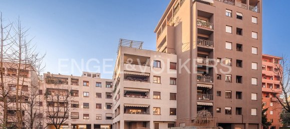 Apartamento de 3 dormitorios en Monza, Italy No. 79737 15