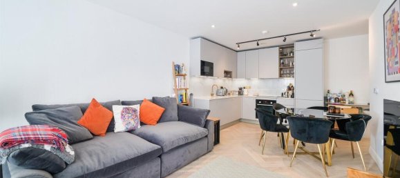 2 bedrooms Apartment in London, United Kingdom No. 9630 15