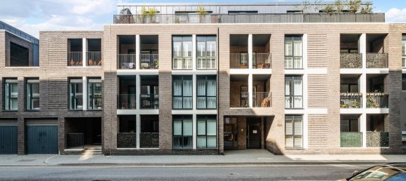 2 bedrooms Apartment in London, United Kingdom No. 9630 13