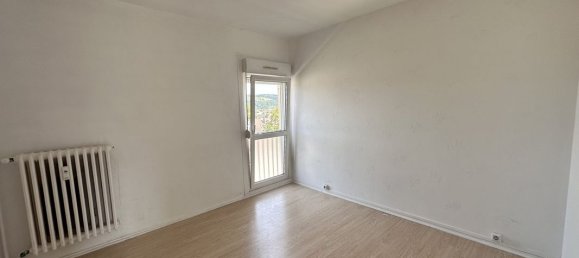 4 bedrooms Apartment in Rombas, France No. 80581 6