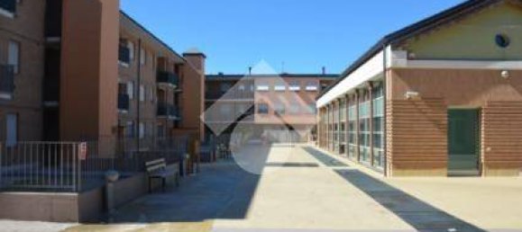 Apartamento de 1 dormitorio en Ronco Briantino, Italy No. 379984 18