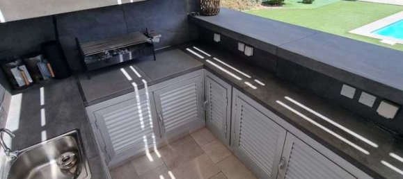 6 غرف نوم عقار تجاري في Erimi, Cyprus رقم 13875 15