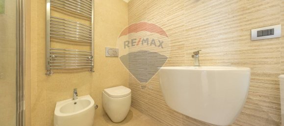 4 bedrooms Apartment in Rome, Italy No. 372126 34