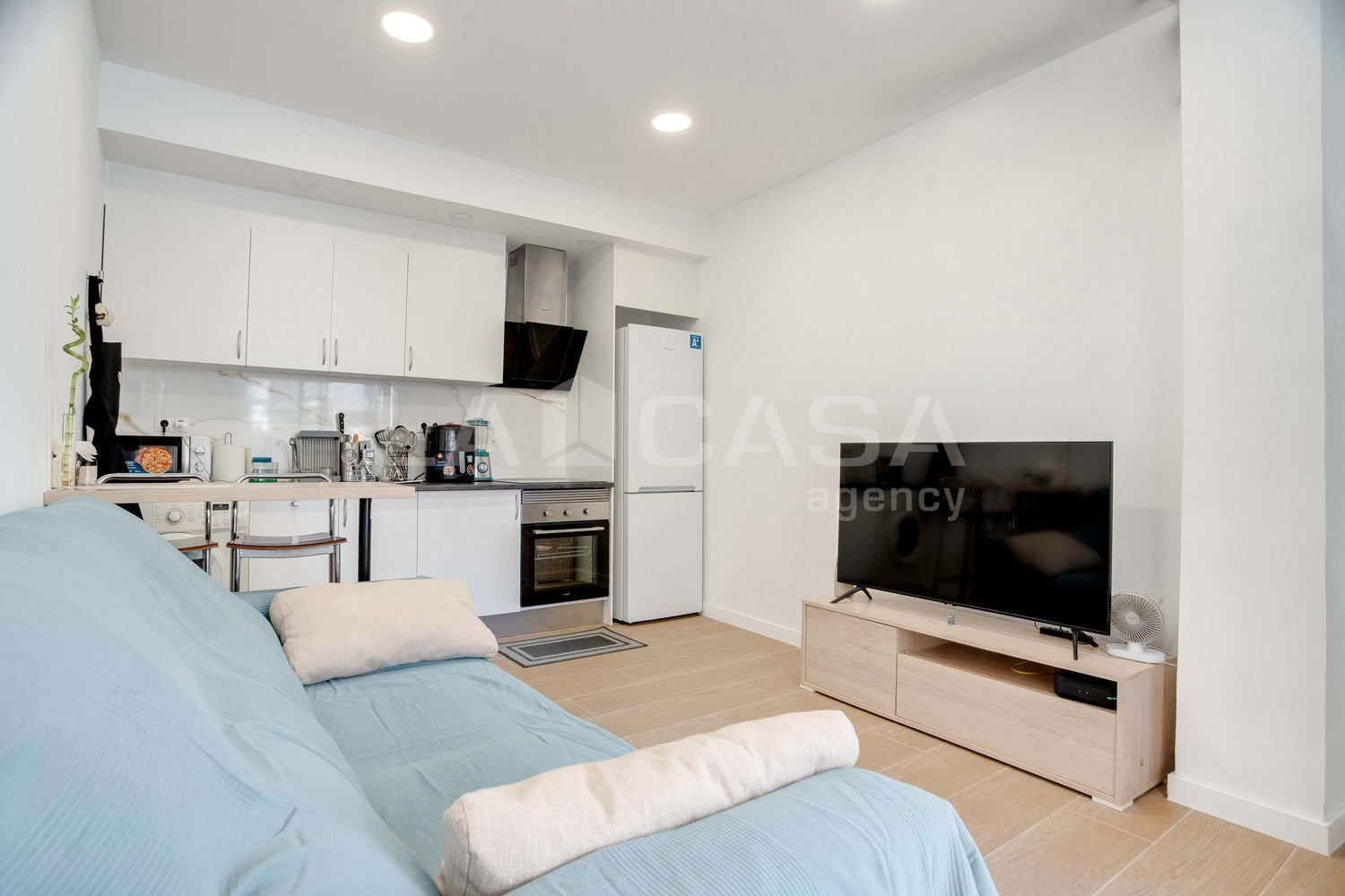 1 bedroom Apartment in L'Hospitalet de Llobregat, Spain No. 255504