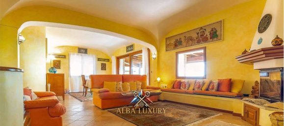 Villa de 7 dormitorios en Santa Teresa Gallura, Italy No. 325953 11