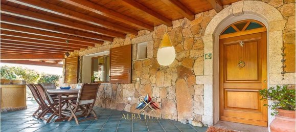 Villa de 7 dormitorios en Santa Teresa Gallura, Italy No. 325953 8