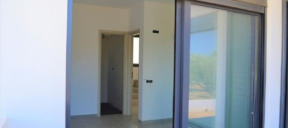 Property à Kalyvia Thorikou, Greece 707m² No. 4137 18