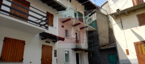 2 غرف نوم منزل في Cittiglio, Italy رقم 68925 2