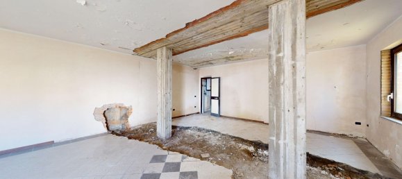 Casa de 3 habitaciónes en Forlì, Italy No. 61007 13