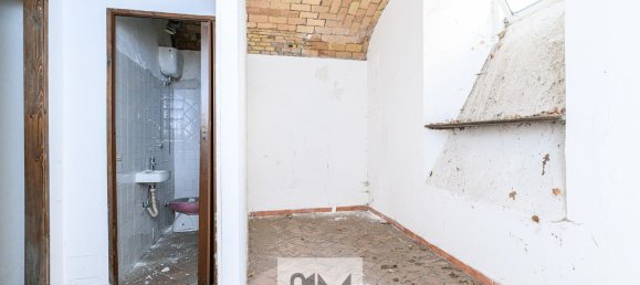 135m² Commercial property in Rome, Italy No. 61688 27