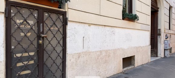 135m² Commercial property in Rome, Italy No. 61688 30