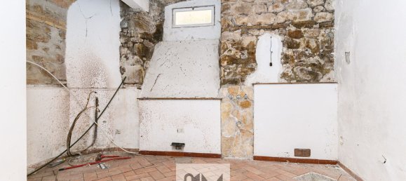 135m² Commercial property in Rome, Italy No. 61688 8