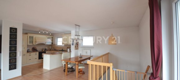 5 rooms Building in Pinneberg, Germany No. 76589 7