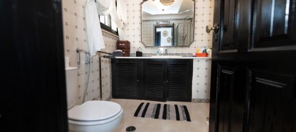 6 bedrooms House in Sesimbra, Portugal No. 27049 4