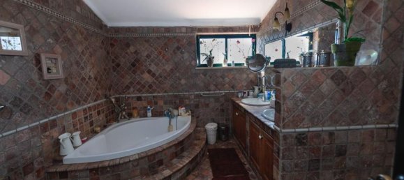 6 bedrooms House in Sesimbra, Portugal No. 27049 22