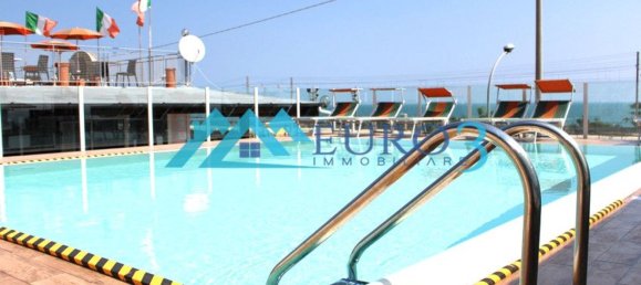 28 rooms House in Cupra Marittima, Italy No. 86080 9